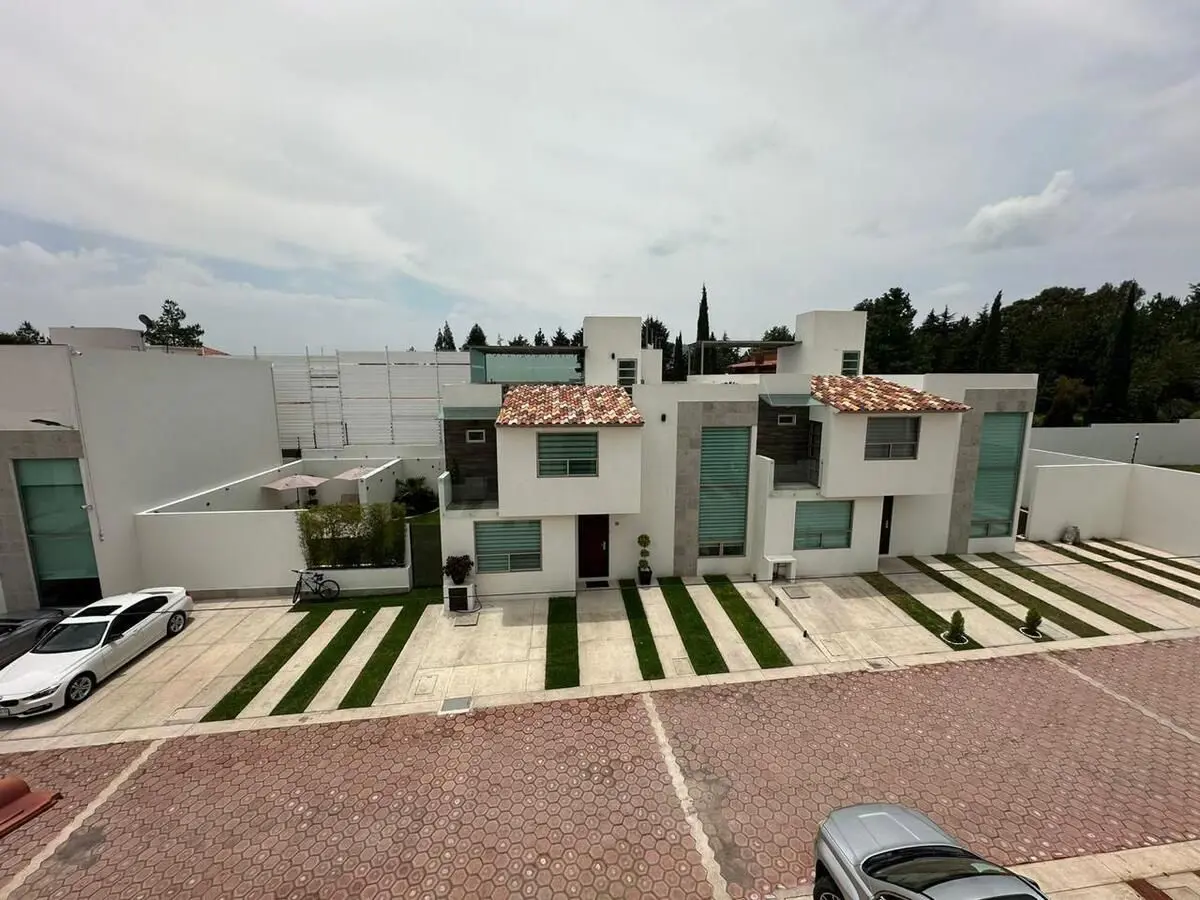Casa en venta en San Miguel Zacango, Toluca — foto 1 de 23