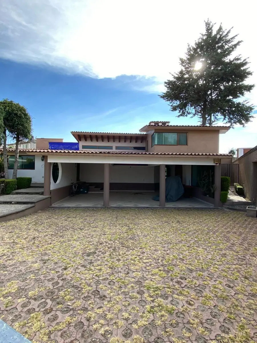 Casa en venta en Cacalomacán Centro, Toluca — foto 1 de 8