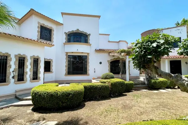Casa en venta en Las Huertas, Saltillo — foto 2 de 38
