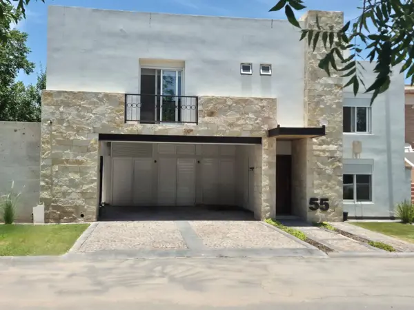 Casa en venta en Las Trojes, Torreón — foto 2 de 26