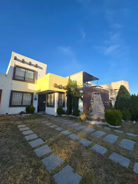 Casa en venta en Sendero de los Pinos, Pachuca de Soto — foto 2 de 15