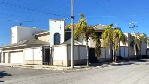 Casa en venta en Residencial el Fresno, Torreón — foto 2 de 34