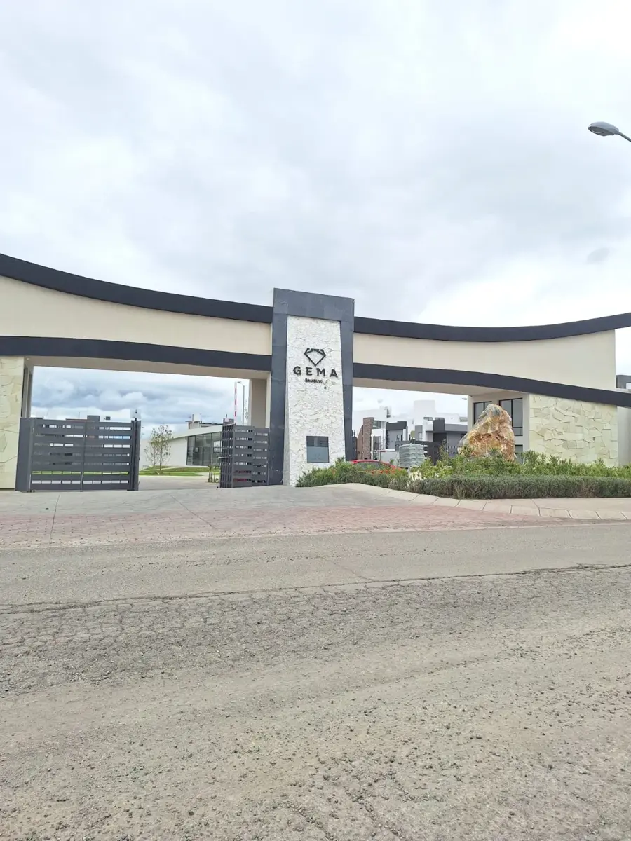 Casa en venta en Gema Residencial, Pachuca de Soto — foto 1 de 27