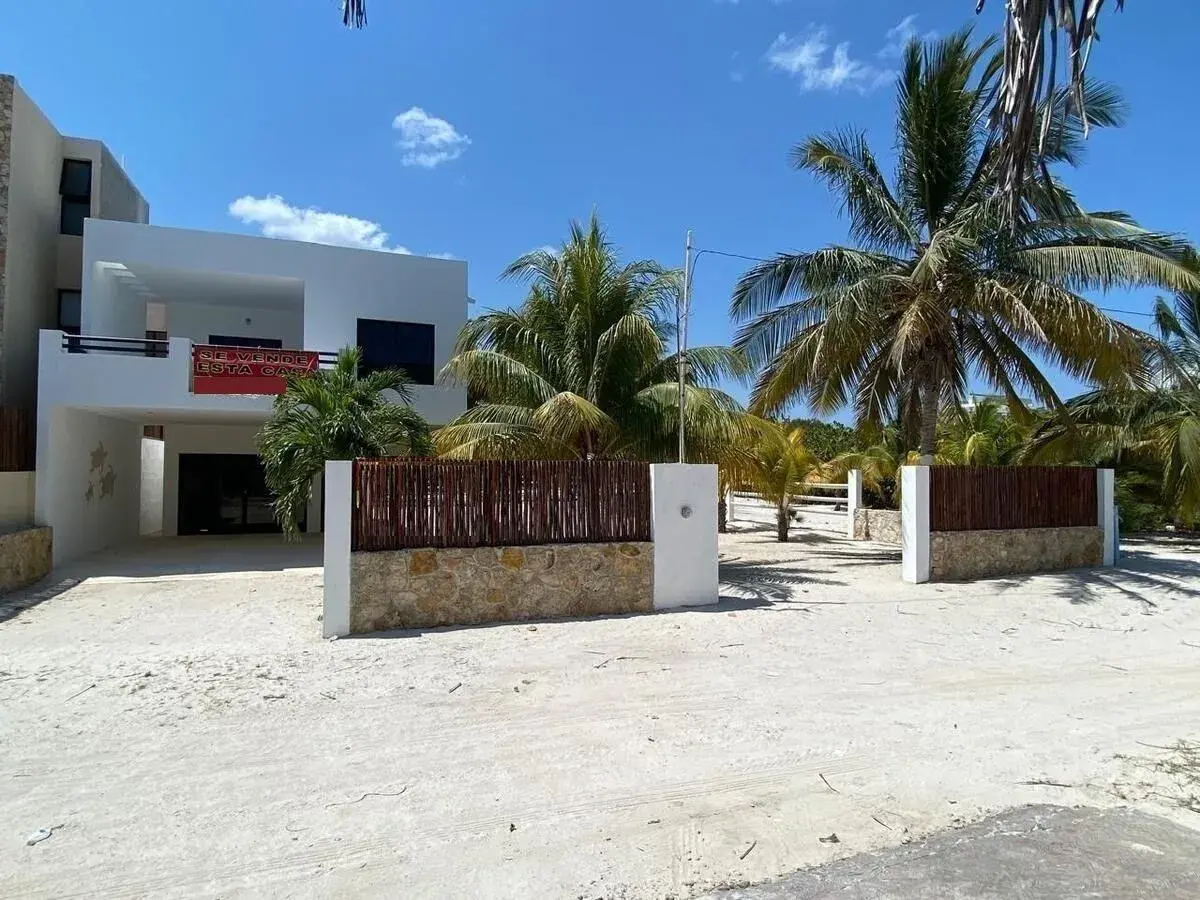 Casa en venta en Sisal, Hunucmá — foto 1 de 9