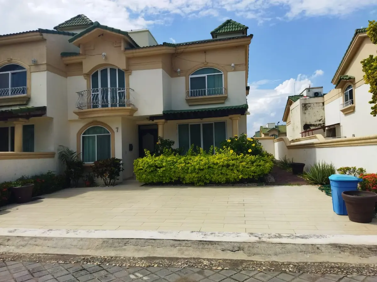 Casa en venta en Residencial la Joya, Boca del Río — foto 1 de 23