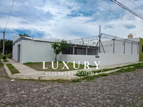 Local en venta en La Reserva, Villa de Álvarez — foto 2 de 12