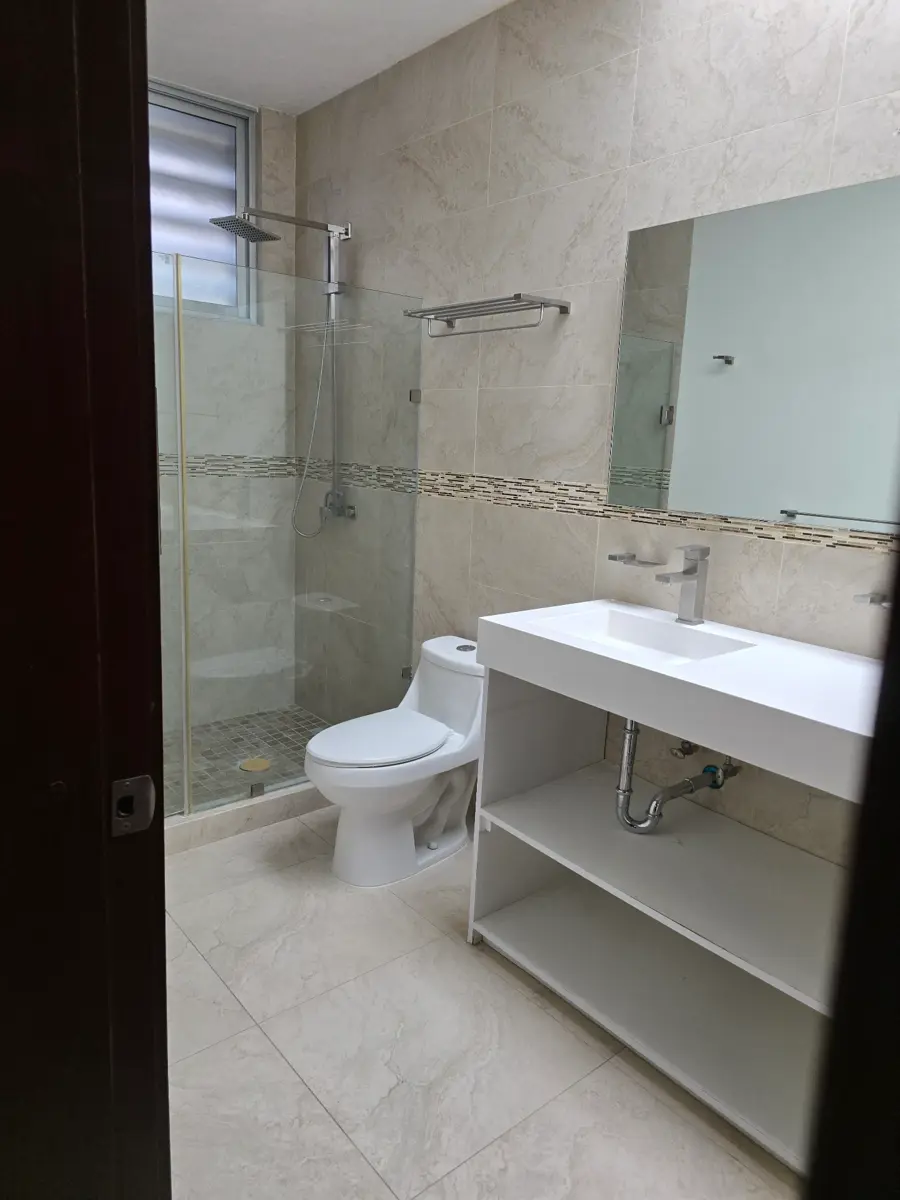Casa en venta en Soberna, León — foto 1 de 2