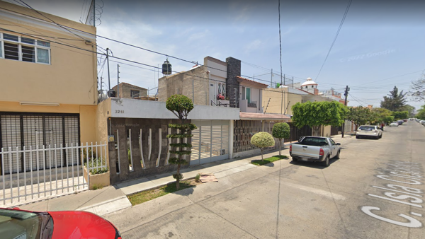 Casa en venta en Jardines de San Jose, Guadalajara — foto 2 de 10