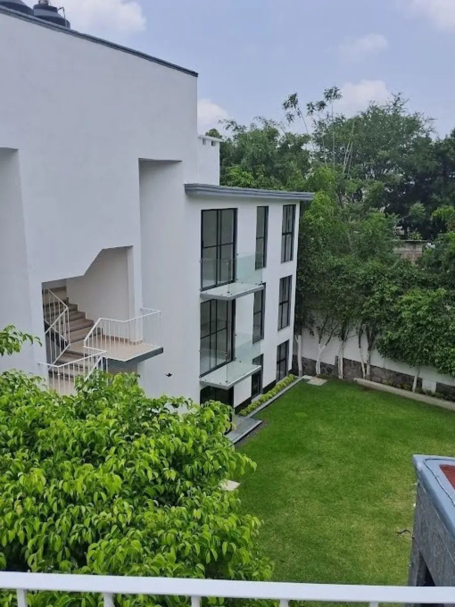 Casa en venta en Cuernavaca Centro, Cuernavaca — foto 1 de 24