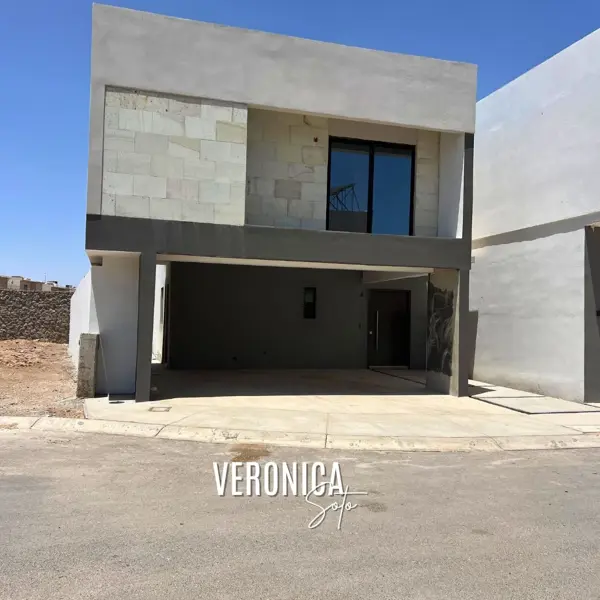 Casa en venta en La Zarzuela Residencial, Juárez — foto 2 de 30