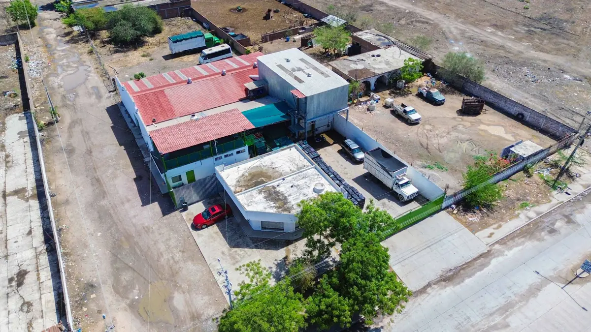 Nave en venta en Villa Unión Centro, Mazatlán — foto 1 de 86