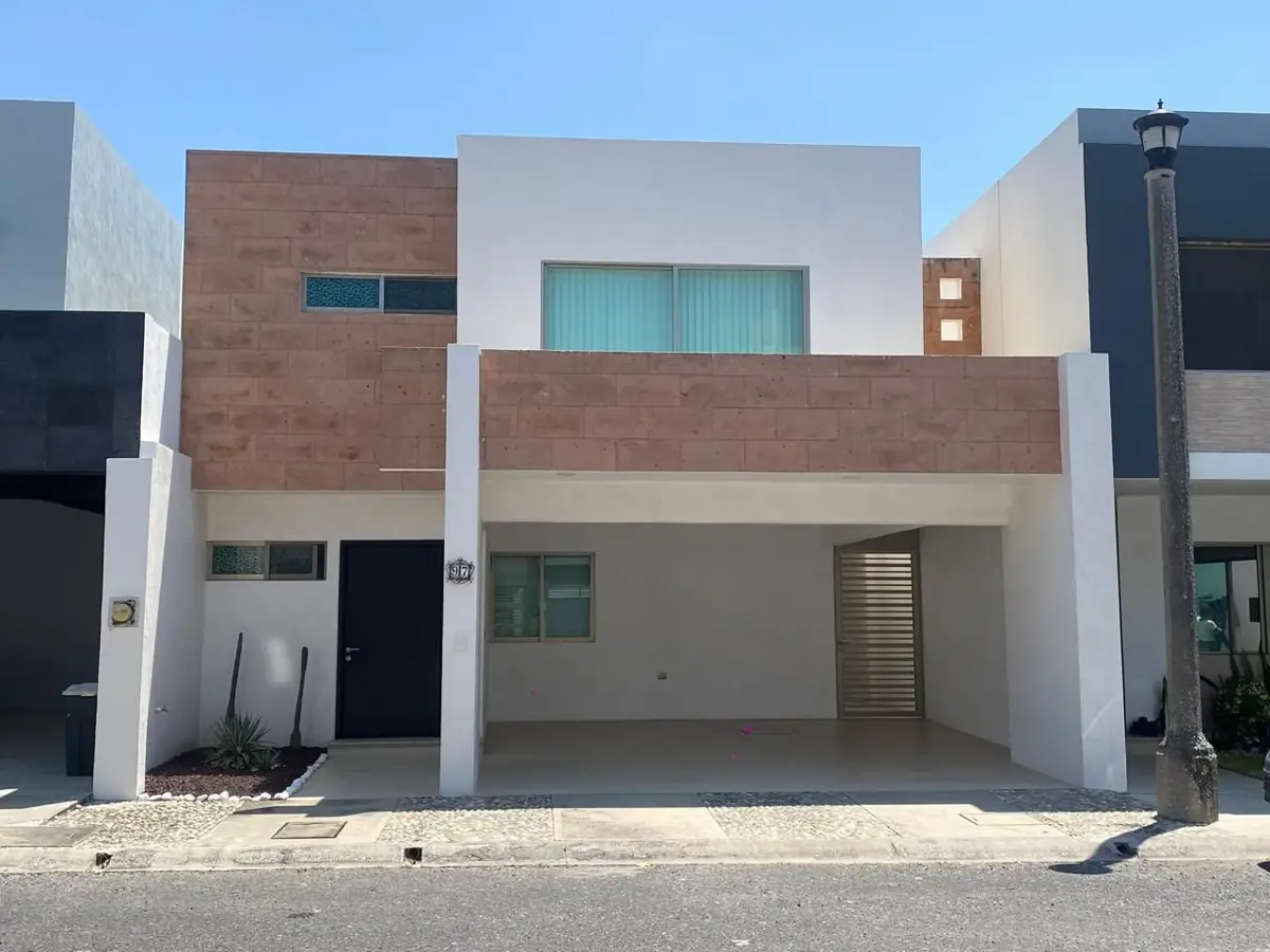 Casa en venta en Lomas del Sol, Alvarado — foto 1 de 18