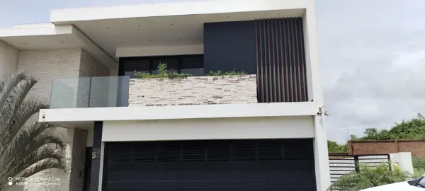 Casa amueblada grande en renta Fracc Punta Tiburón Veracruz