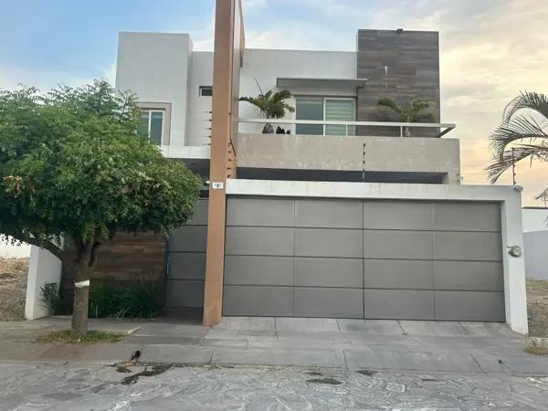 Casa en Hacienda Real, Colima, Colima