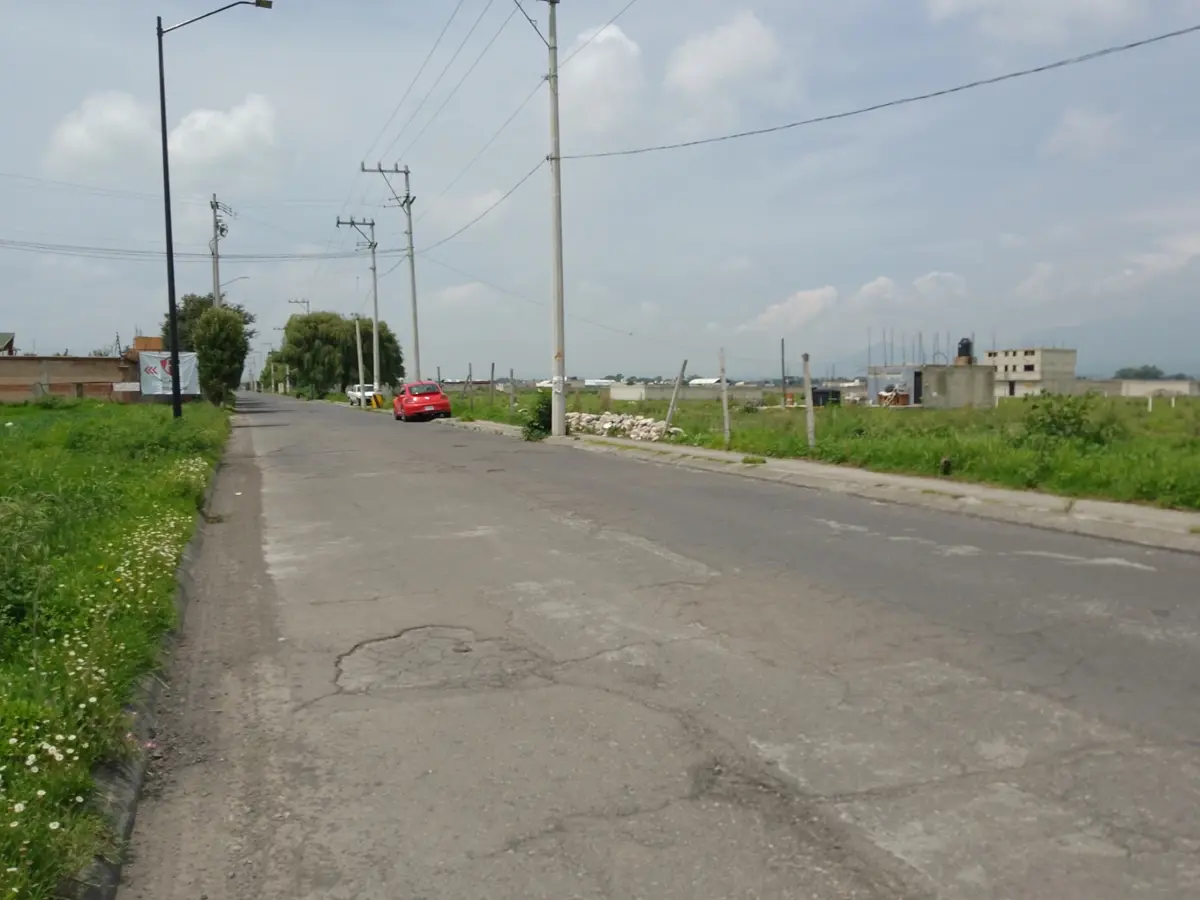 Terreno en venta en San Miguel Totocuitlapilco, Metepec — foto 1 de 4