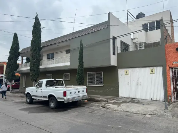 Casa en venta en Insurgentes 3a Secc, Guadalajara — foto 2 de 12
