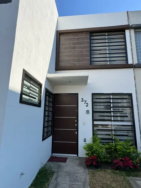 Casa en venta en La Moraleja, Zapopan — foto 2 de 13