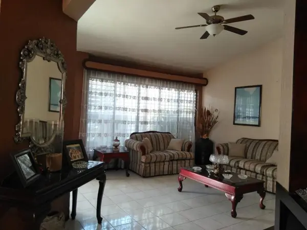 Casa en venta en Los Laureles, Tapachula — foto 2 de 19
