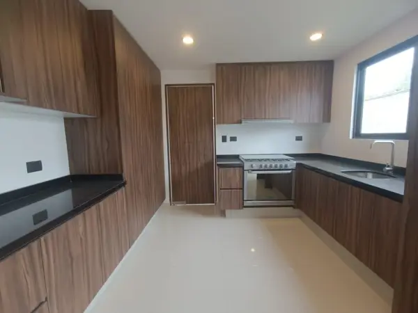 Casa en venta en Lomas de Angelópolis, San Andrés Cholula — foto 2 de 16