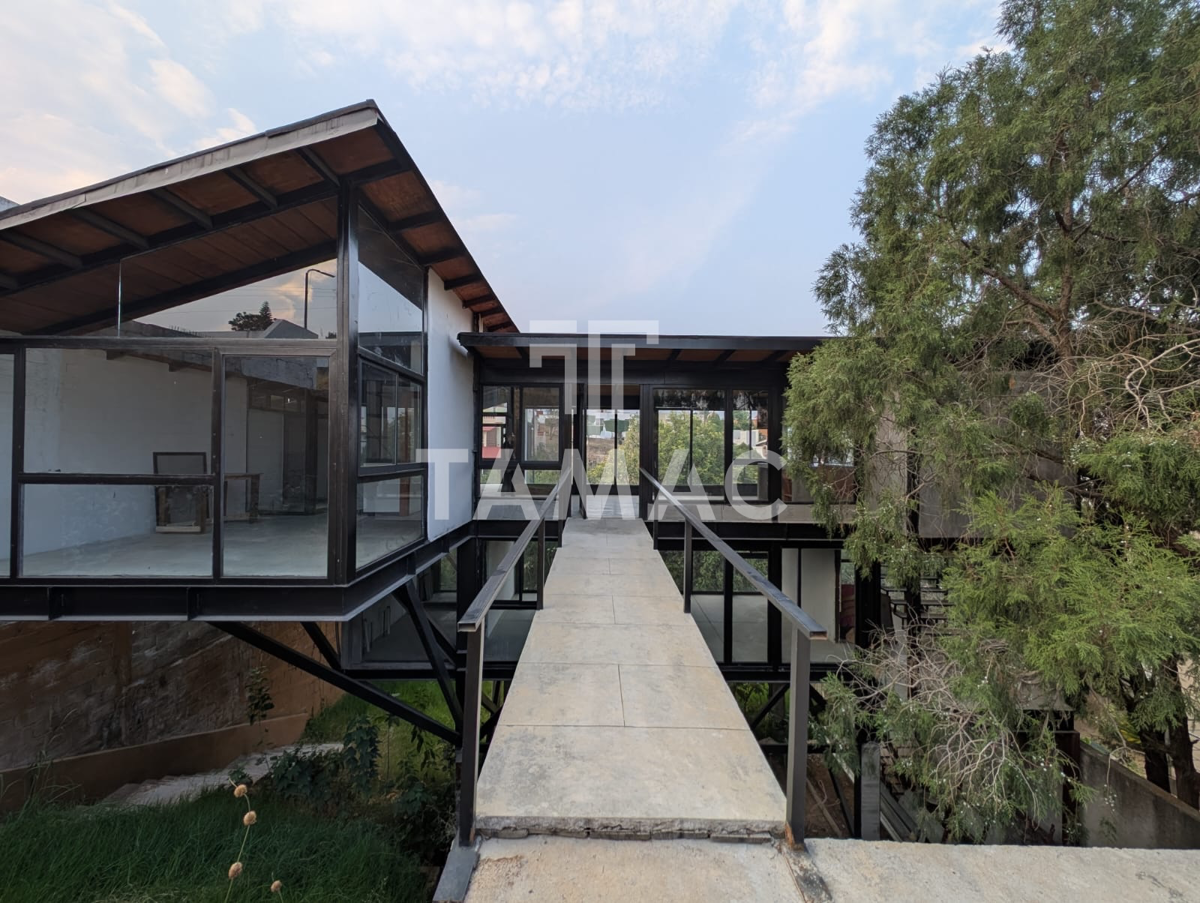 Casa en venta en Lomas de Tzompantle, Cuernavaca — foto 1 de 31