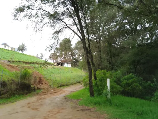 Terreno en venta en San Miguel Ameyalco, Lerma — foto 2 de 3