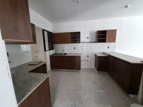 Casa en venta en Luis Echeverria Álvarez, Boca del Río — foto 2 de 32