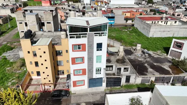 Edificio en venta en Ejido Santa Cruz Atzcapotzaltongo, Toluca — foto 3 de 10