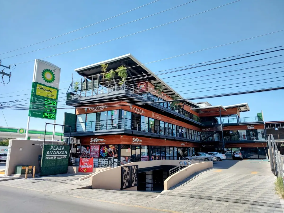 Local en venta en Puerta Real, Corregidora — foto 1 de 20