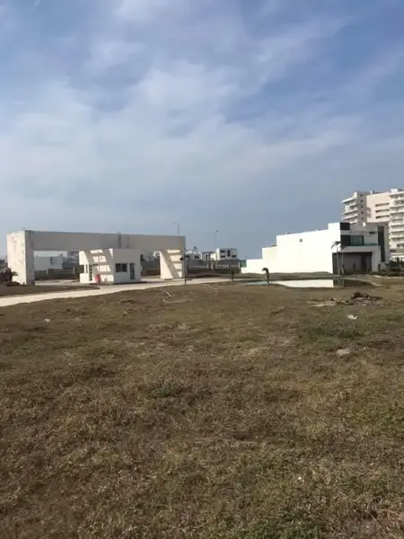 Terreno en venta en Costa Diamante, Alvarado — foto 2 de 3