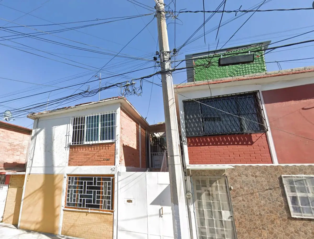 Casa en venta en Valle de Aragon, Nezahualcóyotl — foto 1 de 11