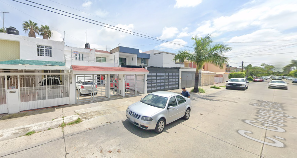 Casa en venta en La Estancia, Zapopan — foto 1 de 11