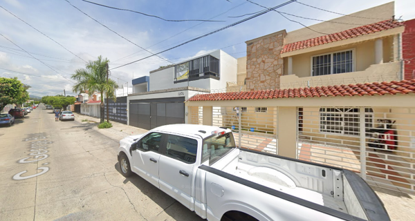 Casa en venta en La Estancia, Zapopan — foto 2 de 11