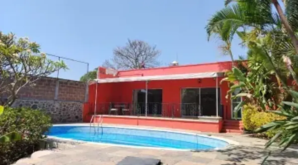 Casa en renta en Tlaltenango, Cuernavaca — foto 1 de 37
