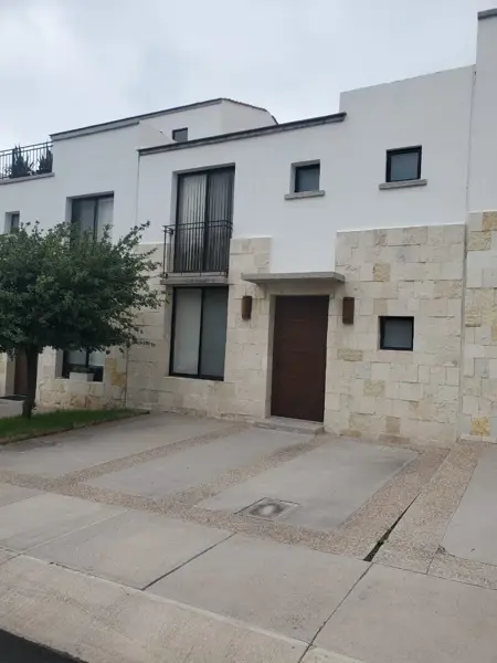 Casa en Renta en Torre de Piedra el Refugio $15,000.00