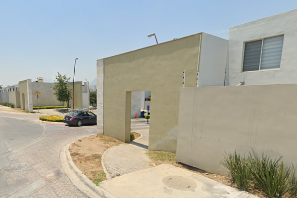 Casa en venta en Montenova, García — foto 3 de 15