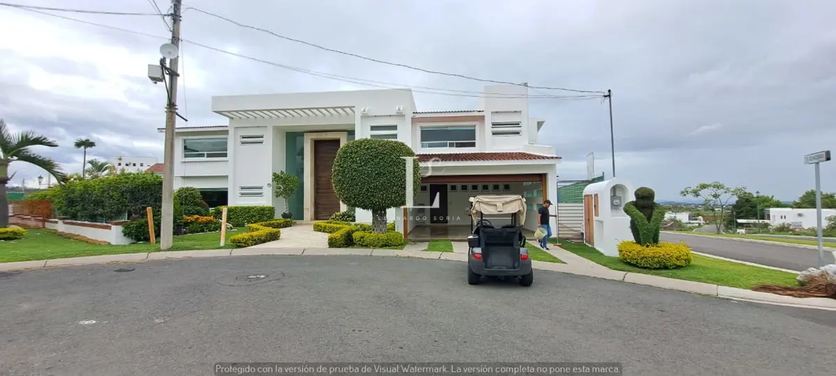 Casa en venta en Lomas de Cocoyoc, Atlatlahucan — foto 1 de 86