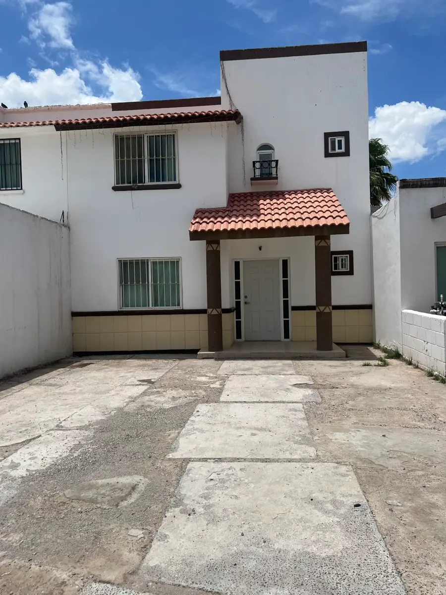 Casa en venta en Los Viñedos, Torreón — foto 1 de 11