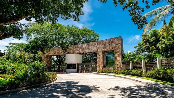 ¡Vive el lujo al máximo! Departamento Amueblado en Venta en Acapulco Diamante