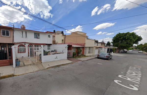 Casa en venta en Parque Residencial Coacalco 1a Sección, Coacalco de Berriozábal — foto 2 de 10