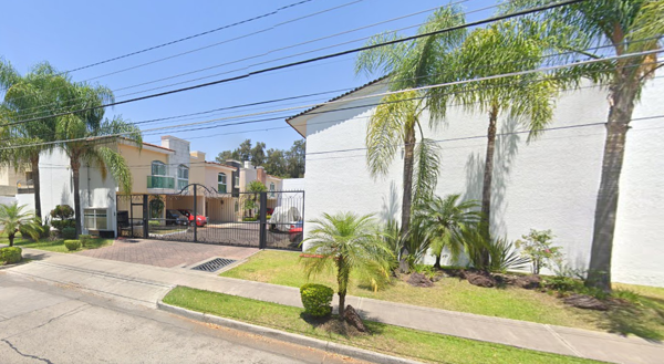 Casa en venta en Bosques de La Victoria, Guadalajara — foto 3 de 11
