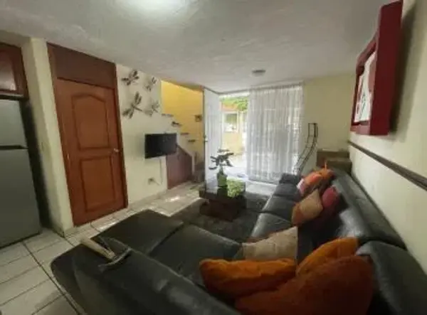 Casa en venta en Santa Margarita, Zapopan — foto 3 de 12