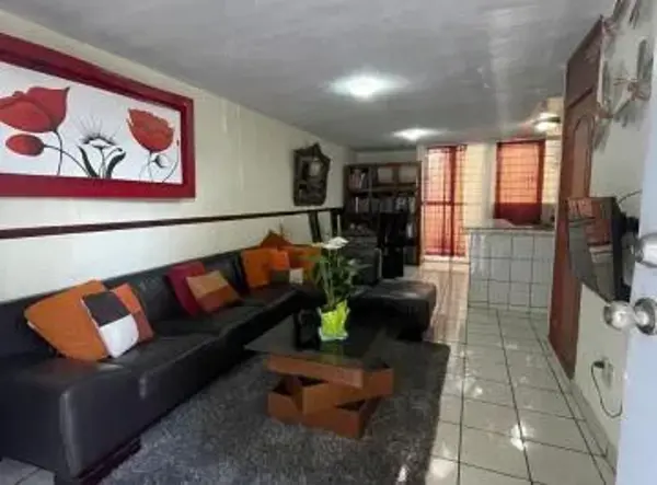 Casa en venta en Santa Margarita, Zapopan — foto 2 de 12