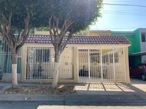 Casa en venta en Arcos de Zapopan 1a. Sección, Zapopan, Jalisco Casa en venta en Arcos de Zapopan 1a. Sección, Zapopan, Jalisco