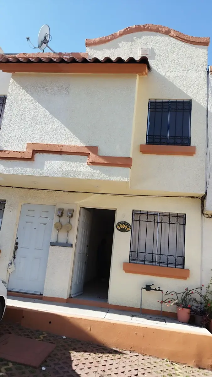 Casa en venta en Villa del Real, Tecámac — foto 1 de 10