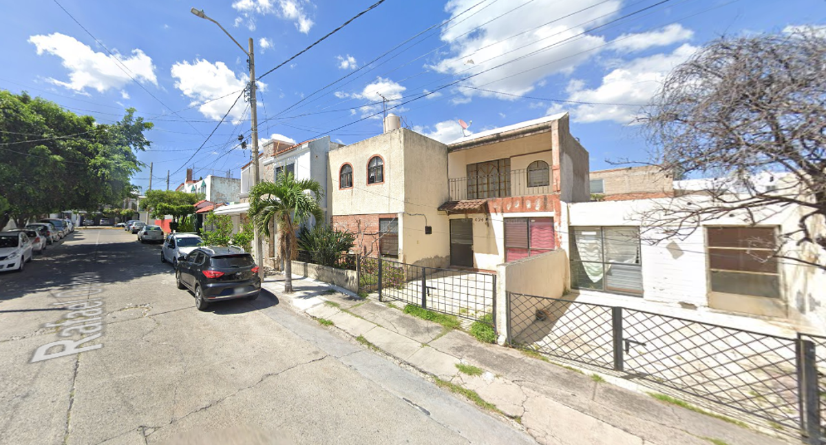 Casa en venta en Jardines Alcalde, Guadalajara — foto 1 de 10