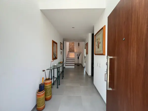 Casa en venta en Villas del Roble, Corregidora — foto 3 de 37
