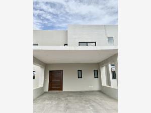Casa en venta en Altozano la Nueva Laguna, Gómez Palacio — foto 2 de 19