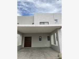 Casa en venta en Altozano la Nueva Laguna, Gómez Palacio — foto 3 de 19
