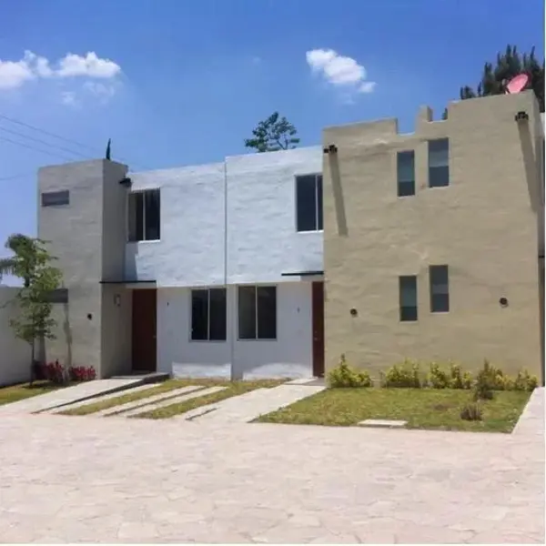 Casa en venta en Parques de Tesistán, Zapopan — foto 2 de 9