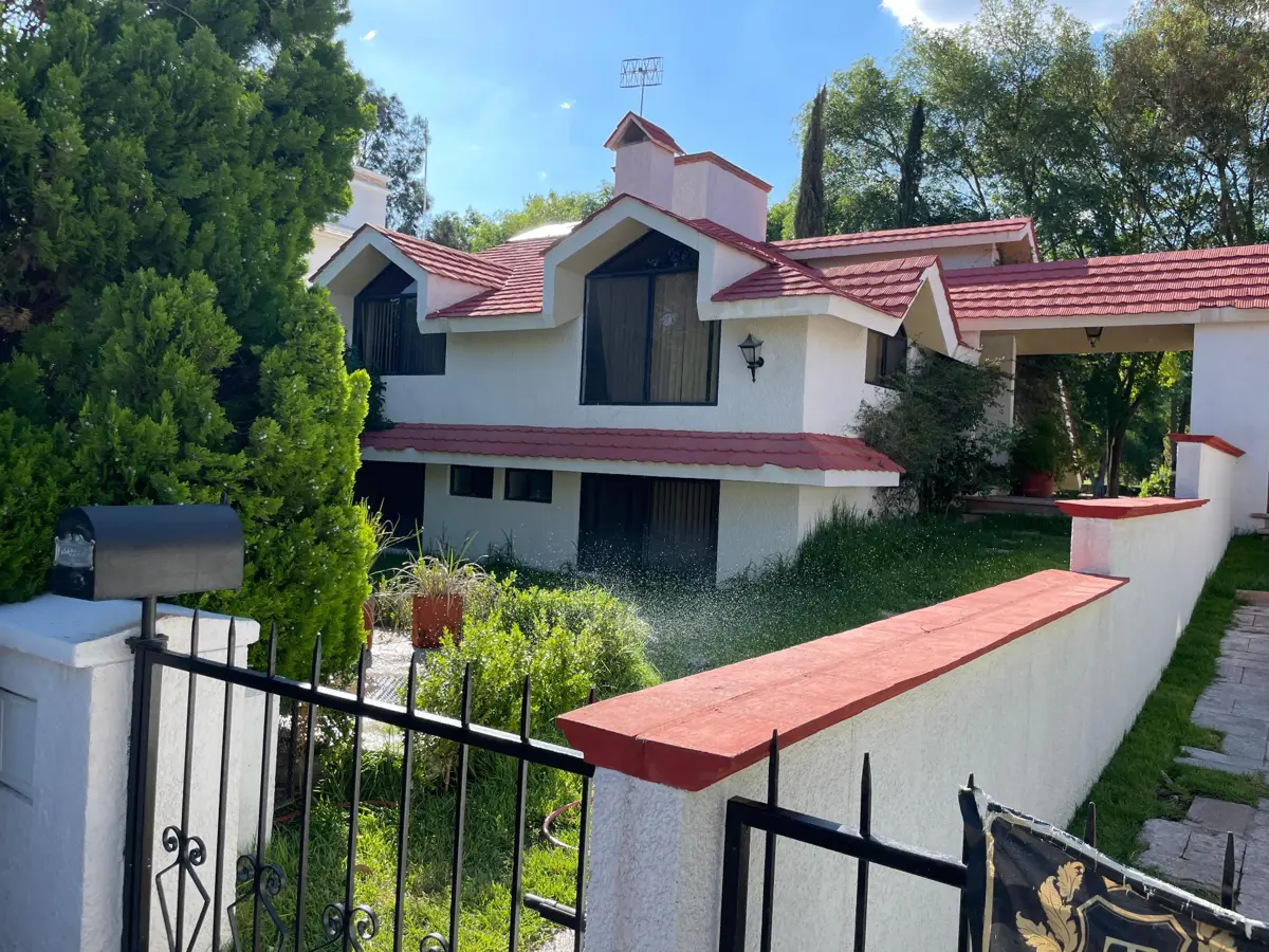 Casa en venta en Club de Golf Tequisquiapan, Tequisquiapan — foto 1 de 15